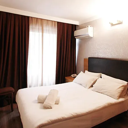 Otel Lyon