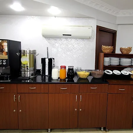 Lyon Hotel Provincia di Istanbul
