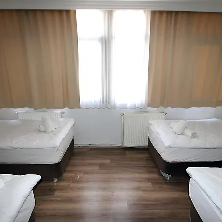 Hotel Lyon Istanboel